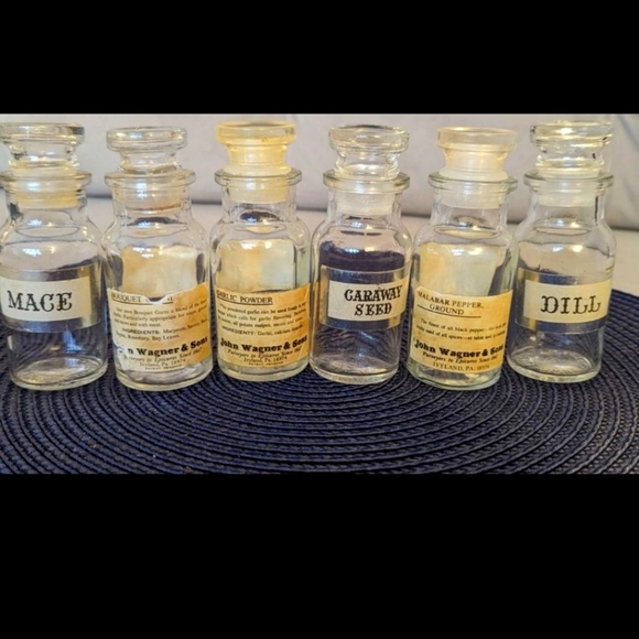 Vintage John Wagner & Sons Glass Spice Jars w Lids Set of 6 Apothecary - Picture 2 of 5